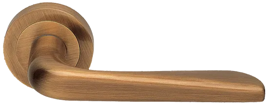 Ручка дверная PETRA R2 OBR раздельная на круглой розетке, цвет кофе, латунь фото купить Шымкент (Чимкент)