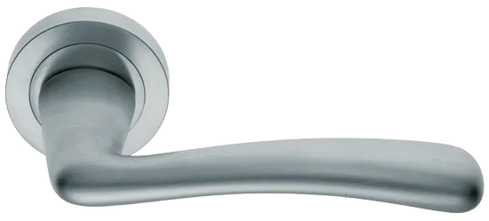 Ручка дверная COCKATOO R2 CSA раздельная на круглой розетке, цвет матовый хром, латунь фото купить Шымкент (Чимкент)